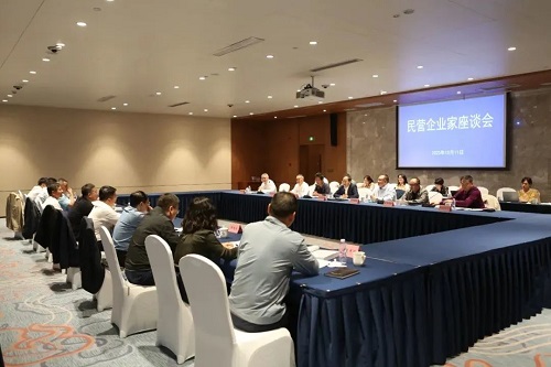 1697678609977618.jpg 640.jpg